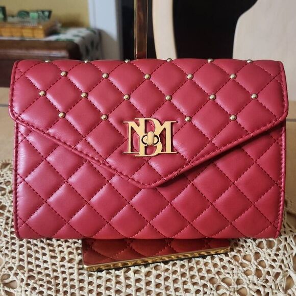 Badgley Mischka red quilted crossbody clutch - Picture 1 of 7